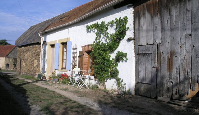 Stargazer is a typical Berrichone farm workers cottage.