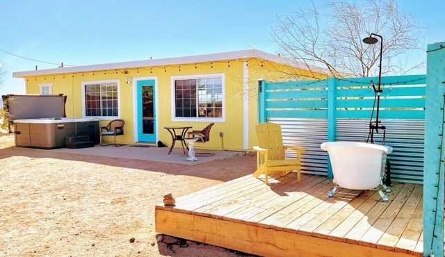 Stargazing Retreat - 2 Acres/Outdoor Tub/Hammocks