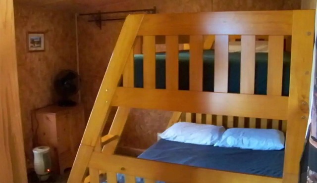 Starlight Cabin & Ride Away on Tomahawk Ridge