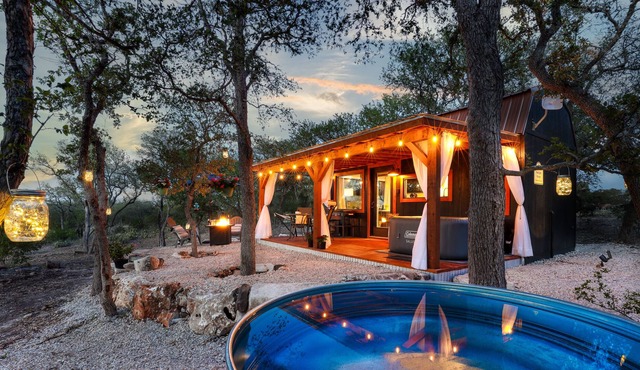 Starlight Escape | Romantic Tiny Home Retreat