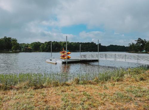 Starlight Haven at Weiss Lake