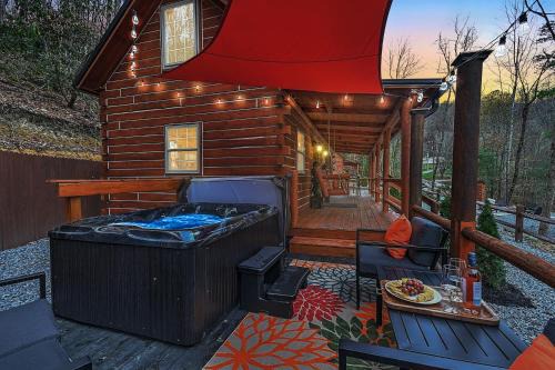 Starlit Serenity Luxury Cabin with Hot Tub and Pet Friendly