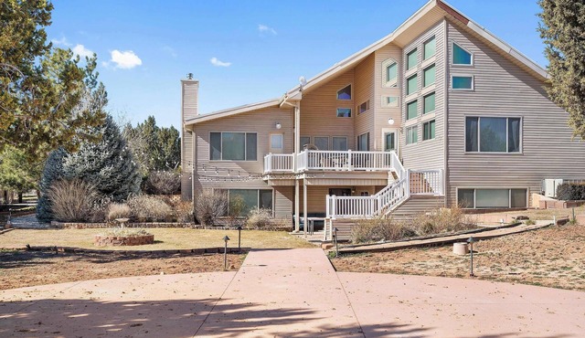 Starry Nites Ranch Spacious Family Escape