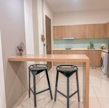 Starry x 4 pax Studio Room FREE Netflix and wifi