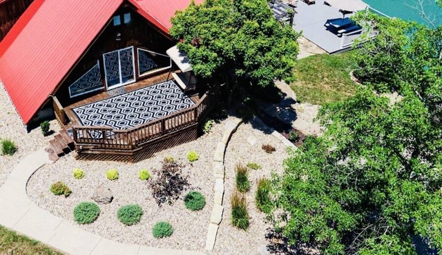 Start the New Year 2026 at the Sandstone Retreat. Inquire 1st for a discount!