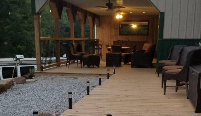 Start your next adventure with Pine Creek Villas : Birds Nest Retreat!
