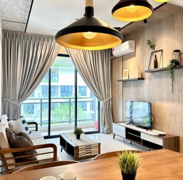 Starview Bay 3pax Forest City