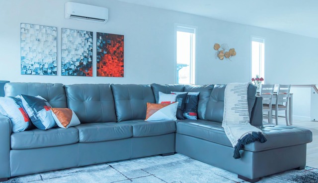 Starz At Night Luxury Suite Near Halifax Airport