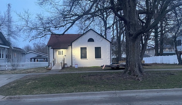 State Street House; 3-br house; PETS WELCOME; Litchfield