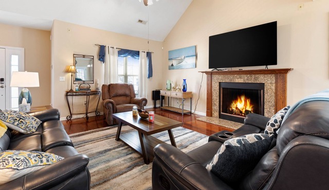 Stately home close to the beach & activities with private fishing dock & W/D