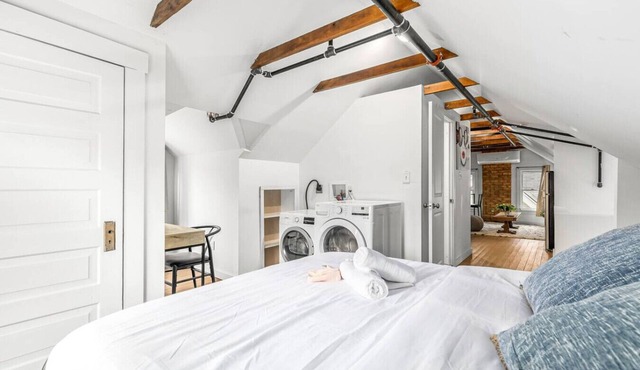 Stately Studio Apartment