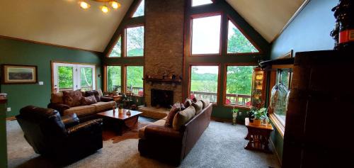 Station Camp Getaway Nurys & Randall