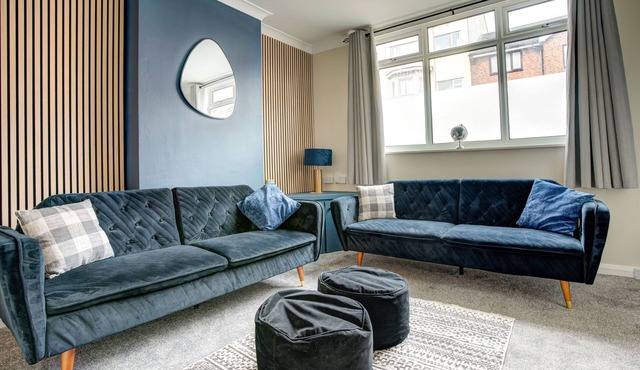 Station House – 4Bed Near Beach, Town & Station