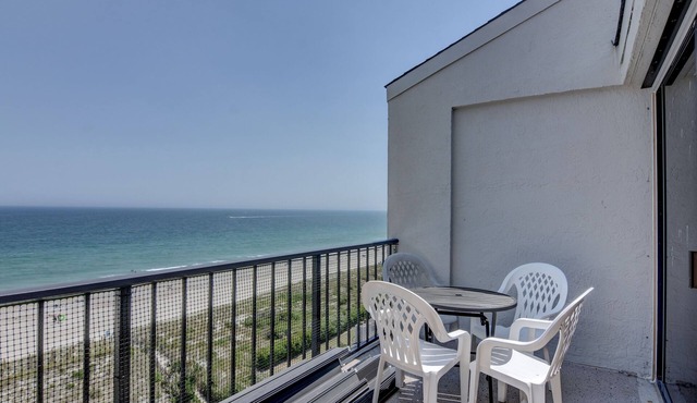 Station One - 8I From - Oceanfront condo with community pool, tennis, beach