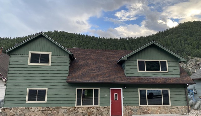 Stay ahead of the traffic! Enjoy Hot Springs & Historic Downtown Idaho Springs
