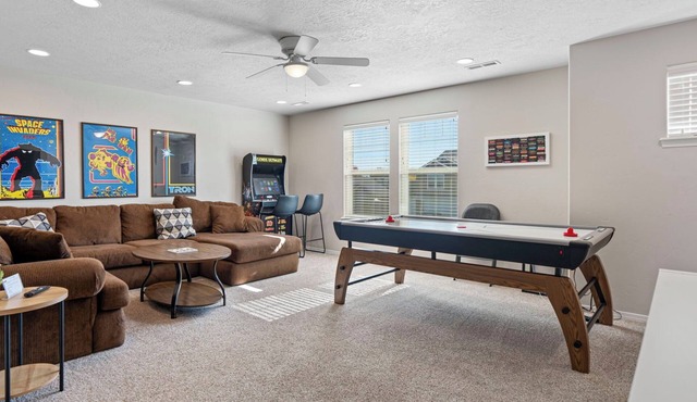 Stay and Play in Spacious House in Star!