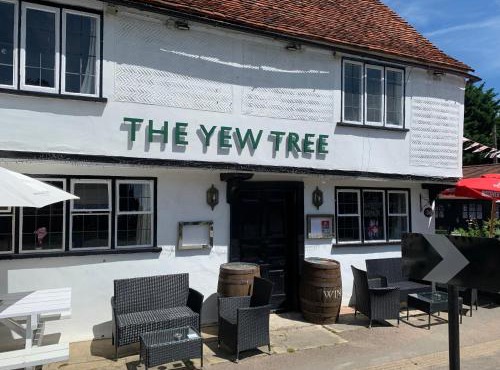 Stay and Relax at The Yew Tree