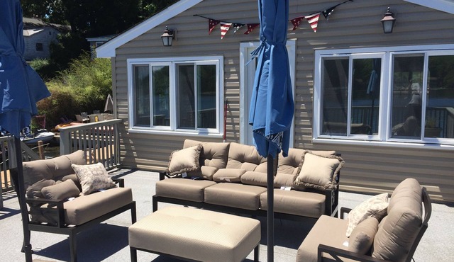 Stay at beautiful Leisure Lake Lodge