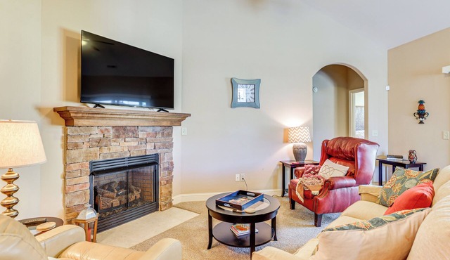 Stay at Jo’s Taylor Retreat: 9 Mi to Greenville!