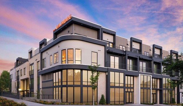 Stay at Nashville’s #1 Ranked Hotel | Prime 12 South Location
