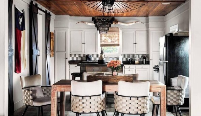 Stay at the 1905 TX Farmhouse Cowboy Pool+Fire Pit