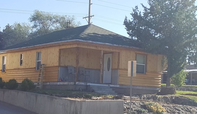 Stay at the Naughty Pine in beautiful Lava Hot Springs, blocks from downtown