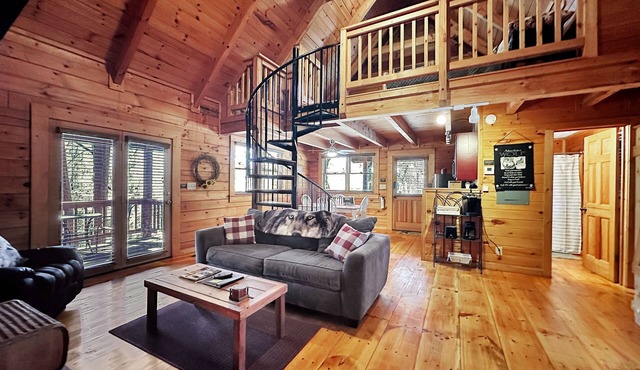 Stay at The Wolf Valentine's Day- Fiber Wifi! - Close to Callaway Gardens