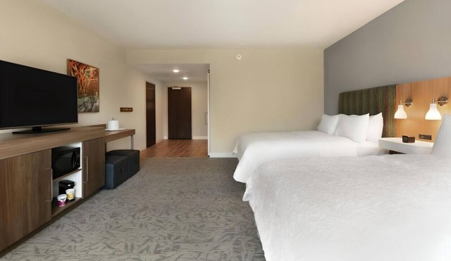 Stay Awesome in Our Spacious Room! Pets Allowed
