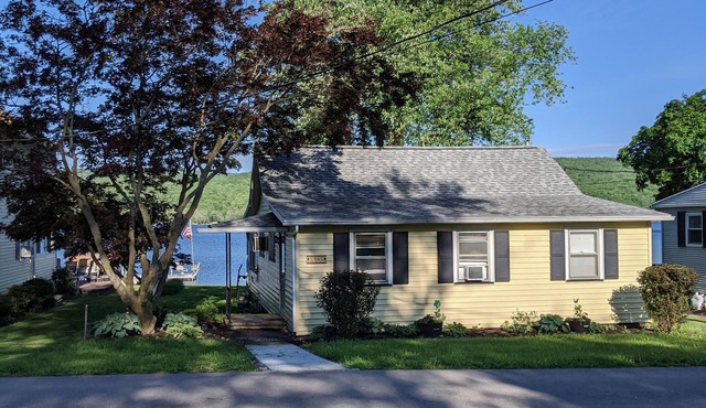 Stay awhile cottage is here for your relaxation and fun.
