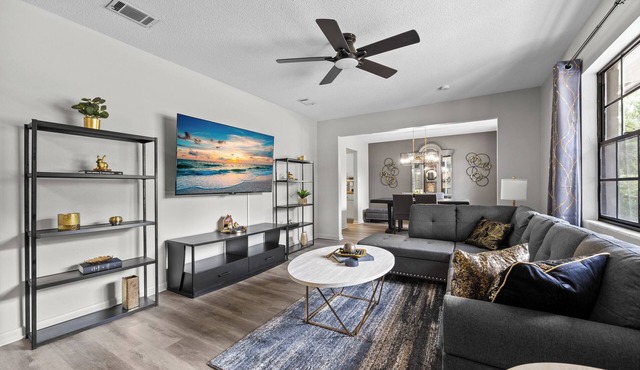 Stay Classy: Spacious 3BR with Firepit and Arcade Near UF