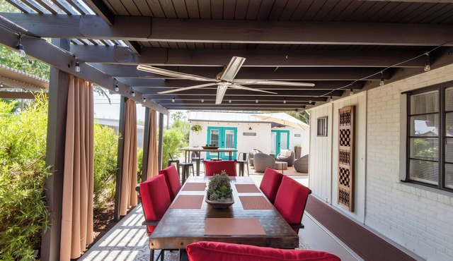 Stay close to concerts, sports and culture in our artistic historic monarch home