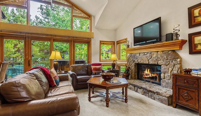Stay Close to Downtown Breck, Great Amenities, Private Garage!
