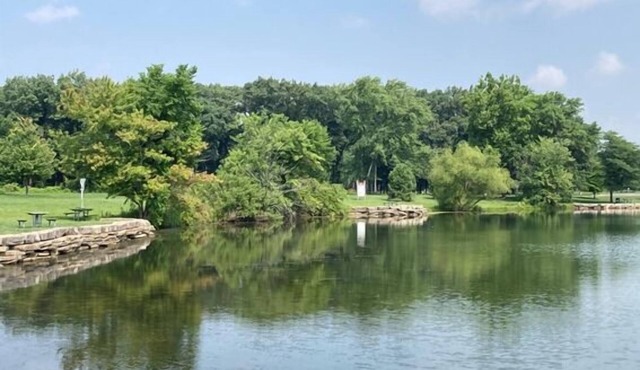 Stay Connected & Explore the Jersey Shore Region with Parking & Swimming Pool!