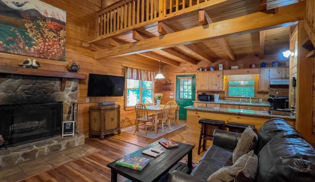 Stay for Memorial Day at The Summit - Wifi and Hot Tub! - Callaway Gardens