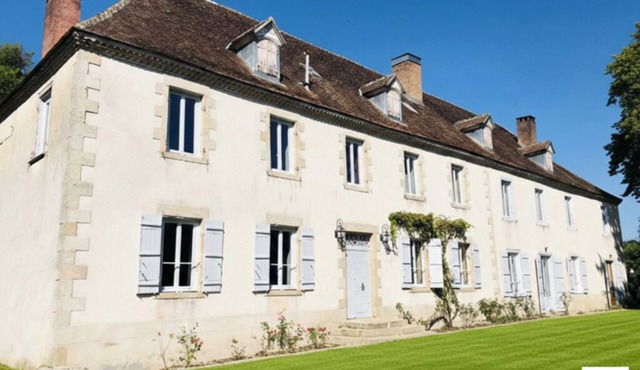 Stay in a prestigious residence