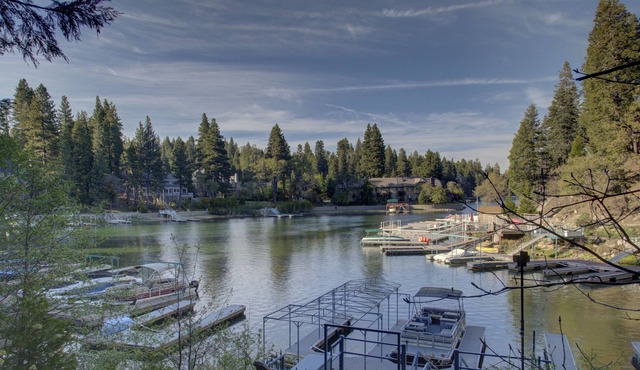 Stay In Lakefront Gem Once Owned By World Famous Celebrity Dick Clark