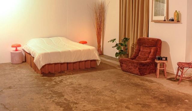 Stay in my photo studio