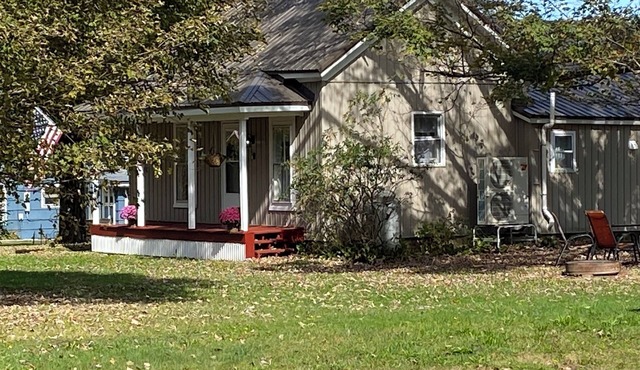 Stay in our immaculate newly remodeled and cozy home in Old Order Amish country