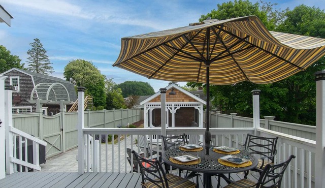 Stay in the Heart of Falmouth