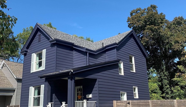 Stay in the heart of Oakley