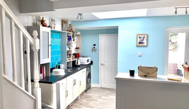 Stay In The Heart Of York At The Hampden - Free Parking - York Holiday Home