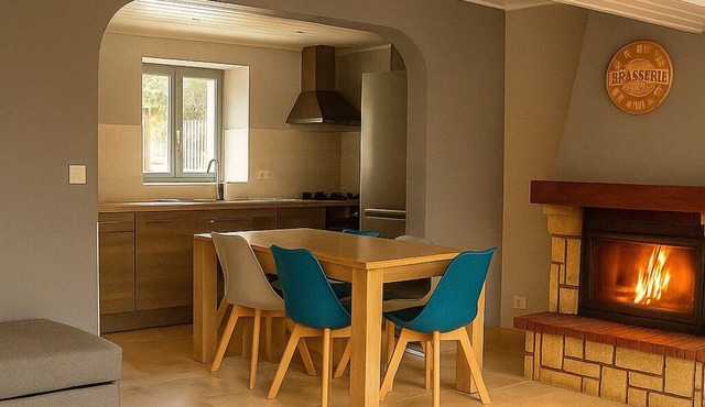 Stay in the mountains by the fire, close to the resort, pets welcome.