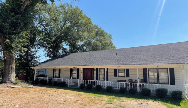 Stay in this beautiful country home!