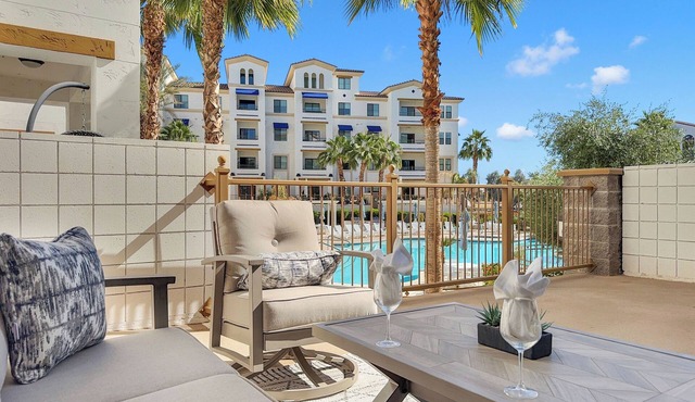 Stay longer, Spend Less, 2 Master Suites! The Cays