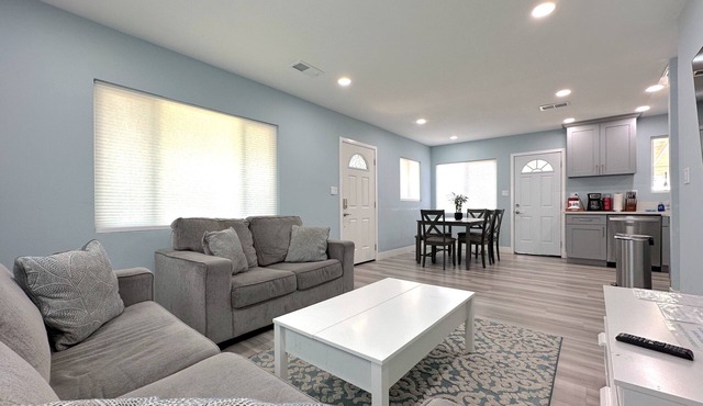 Stay Near Disneyland – Clean, Spacious Anaheim Home for Families & Friends
