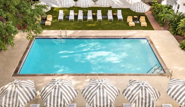 Stay Near River Street | Italian Dining + Pool