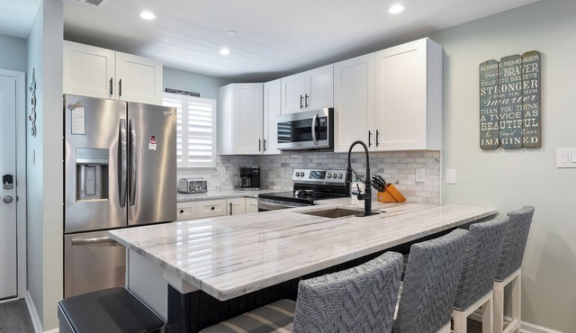 Stay near the Sea Isle City Beach in our cozy 3-bedroom condo.