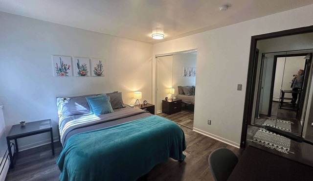 Stay Near U of M! Cozy Ann Arbor Apartment