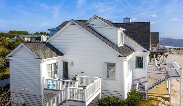 Stay @ Ocean Spray at the Blue Horizon