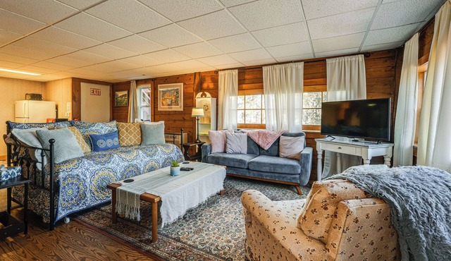 Stay on Historic Estate! Quiet Limerick Escape